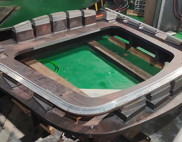 北京拉彎廠鋼材拉彎加工在現(xiàn)代建筑與制造業(yè)中的重要性：推動(dòng)行業(yè)發(fā)展的新動(dòng)能