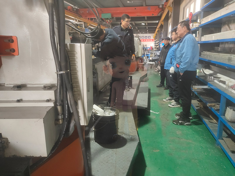 環(huán)保與美學(xué)結(jié)合:鋁包木型材拉彎的可持續(xù)發(fā)展與設(shè)計(jì)趨勢探討 環(huán)保與美學(xué)結(jié)合:鋁包木型材拉彎的可持續(xù)發(fā)展與設(shè)計(jì)趨勢探討