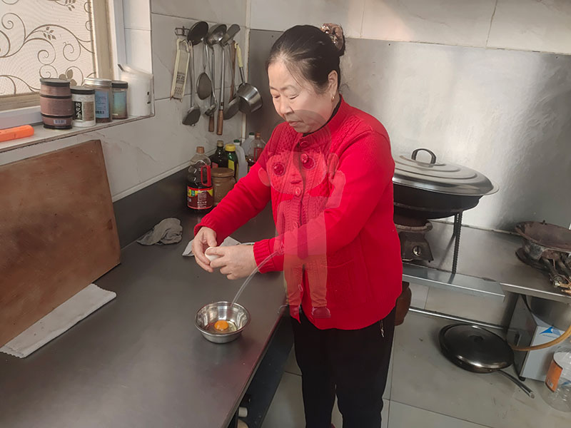 北京型材拉彎加工廠“三八”婦女節(jié)：致敬最美“她”身影