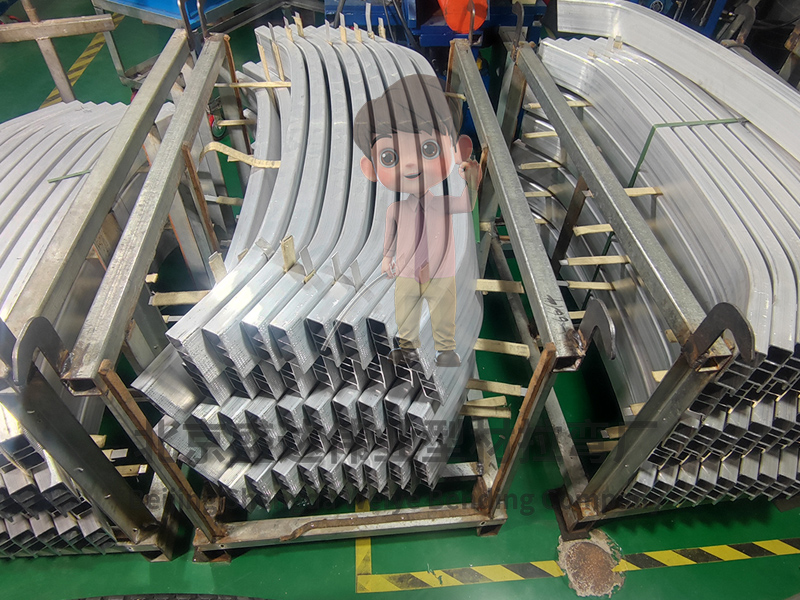 提升唐山拉彎廠地鐵工業(yè)型材拉彎質(zhì)量的創(chuàng)新之路